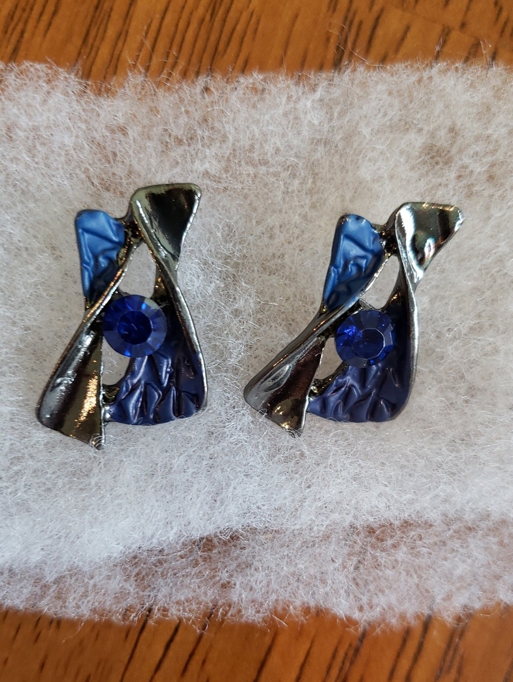 NEW Blue & Silver Pierced Earrings Art Deco